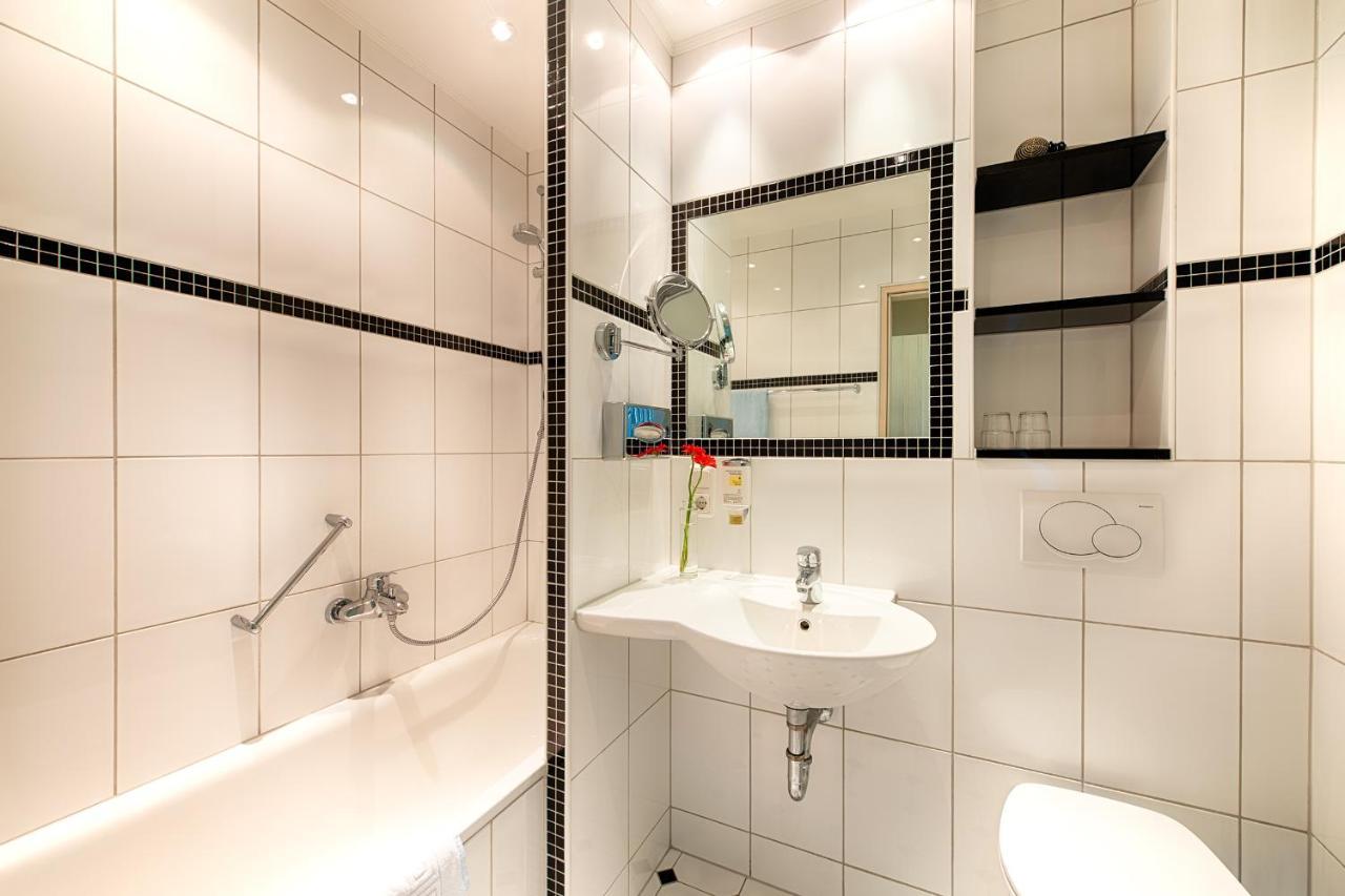 Seehotel Am Stausee 4 Sterne Superior Gerolstein Kültér fotó