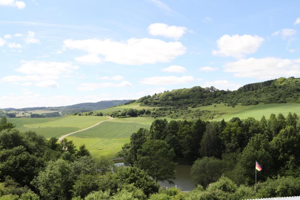 Seehotel Am Stausee 4 Sterne Superior Gerolstein Kültér fotó