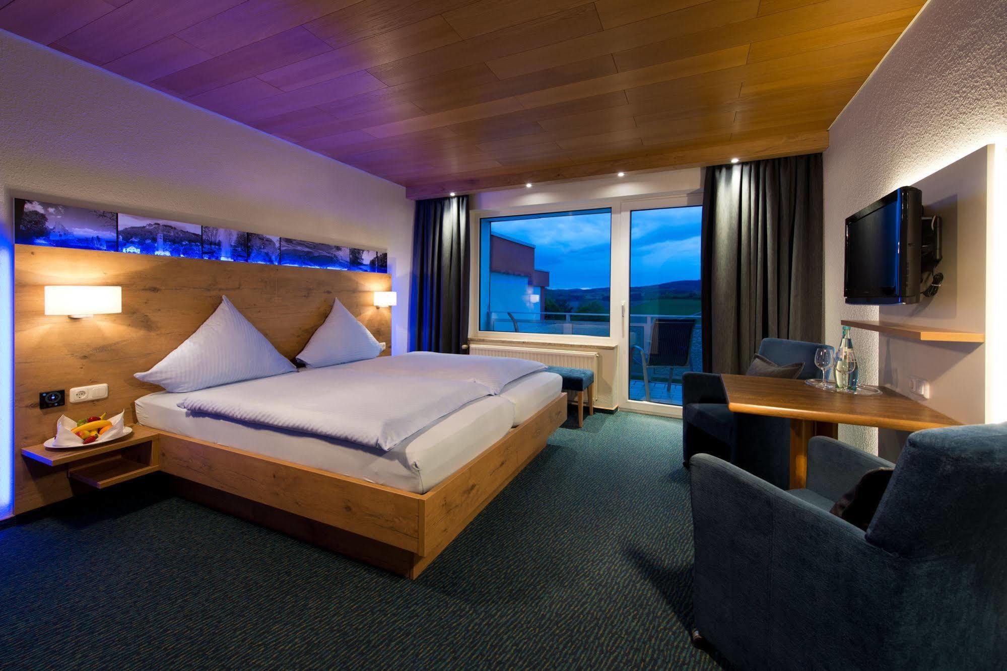 Seehotel Am Stausee 4 Sterne Superior Gerolstein Kültér fotó